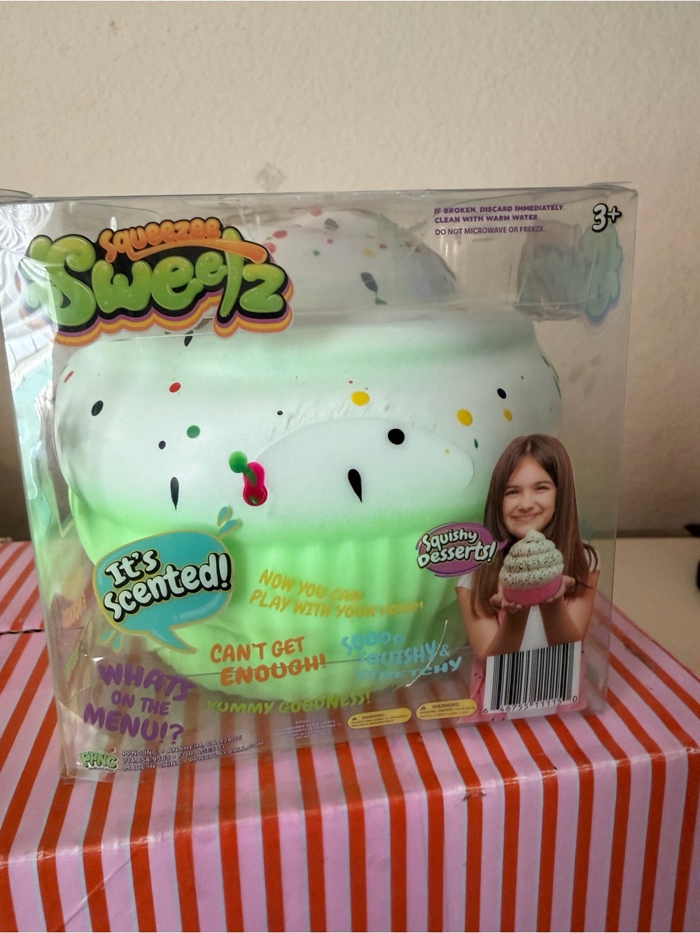 💚🧁💚SCENTED CUPCAKE Squishy - Mint Green, Very Soft!!💚🧁💚